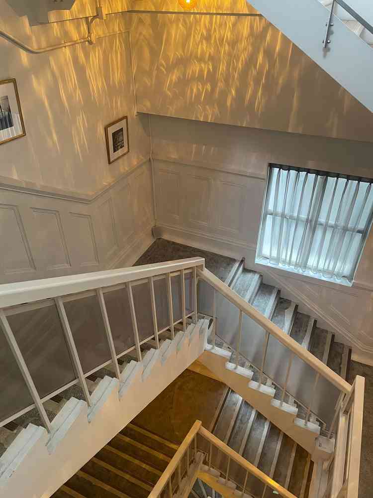 螺旋階段。こちらで写真を撮ったりすることもできるとのこと。