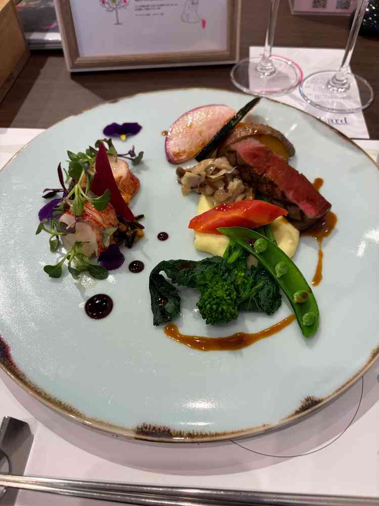 試食の写真。お肉が柔らかく美味しかったです。