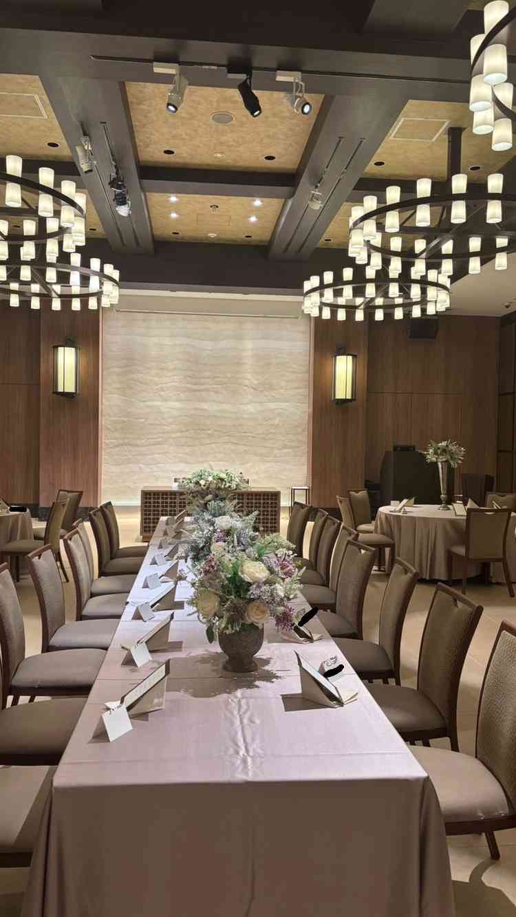 シックなイメージの挙式会場です。和装が合いそうだと思いました。