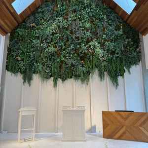 和装で人前式をしても違和感がないチャペルでした。十字架がないのがいい意味で自由さを感じることが出来た