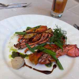 料理の見た目も楽しめて、味もとても美味しかったです。