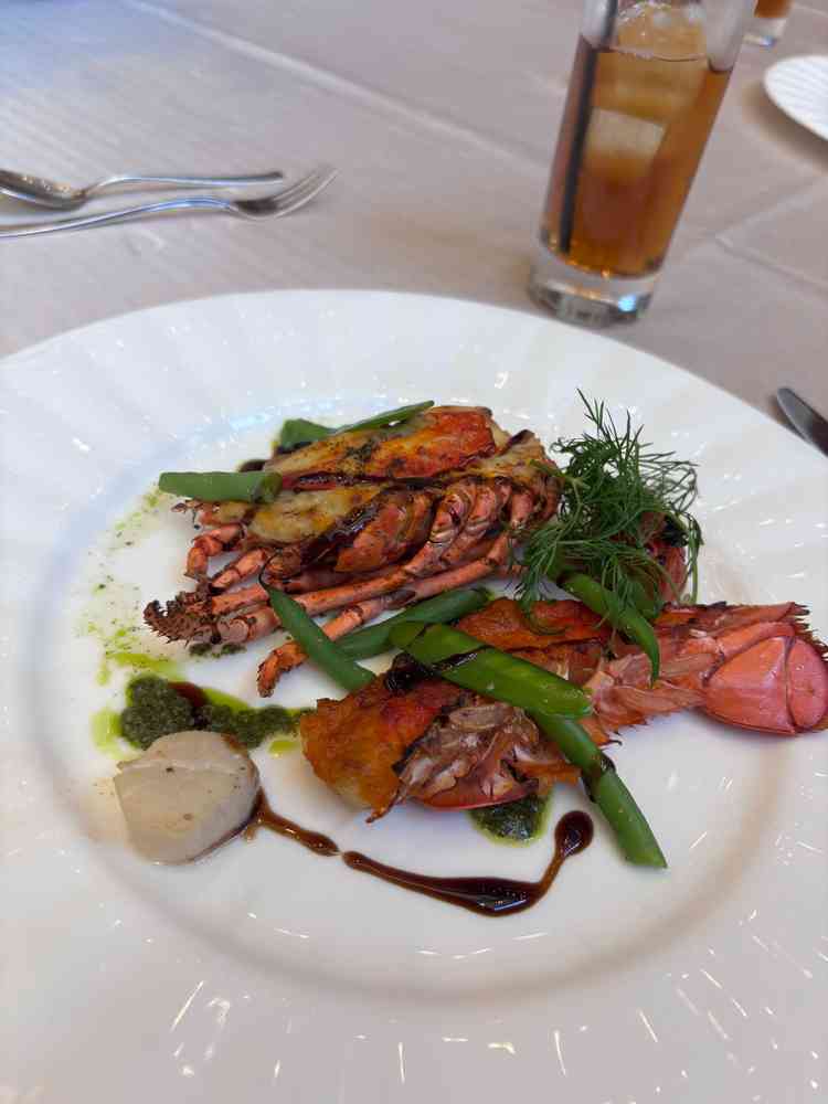 料理の見た目も楽しめて、味もとても美味しかったです。