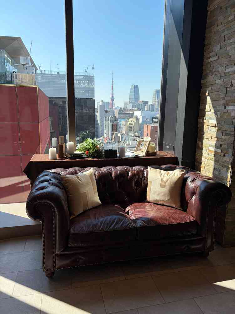 披露宴会場の前の写真。東京タワーが見える良い景色でした。