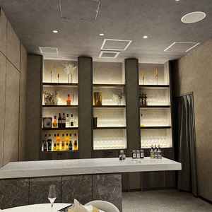 バーカウンターもおしゃれで、お酒好きな私達はどんなお酒とメニューを揃えようかとワクワクしました！