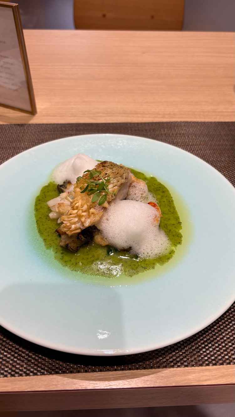 料理の盛り付けが美しく、味も上品で本格的でした。