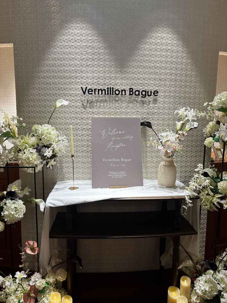 エントランス。ウェルカムスペースとして飾ることができます。