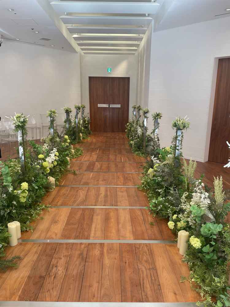 挙式会場のバージンロード