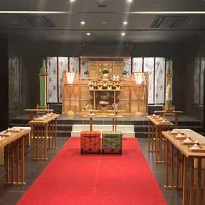 神前式にも対応していてとても神聖な雰囲気で一気に変わりました。