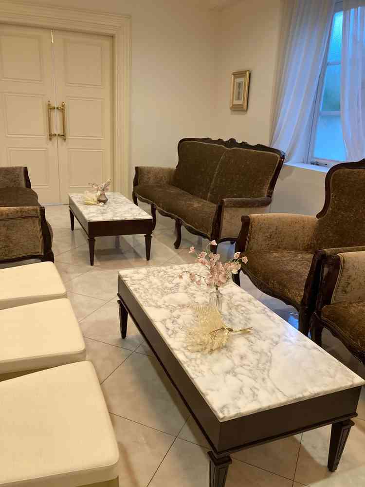 親族待合室。部屋も広く新郎新婦それぞれで用意されてるところが魅力的でした。