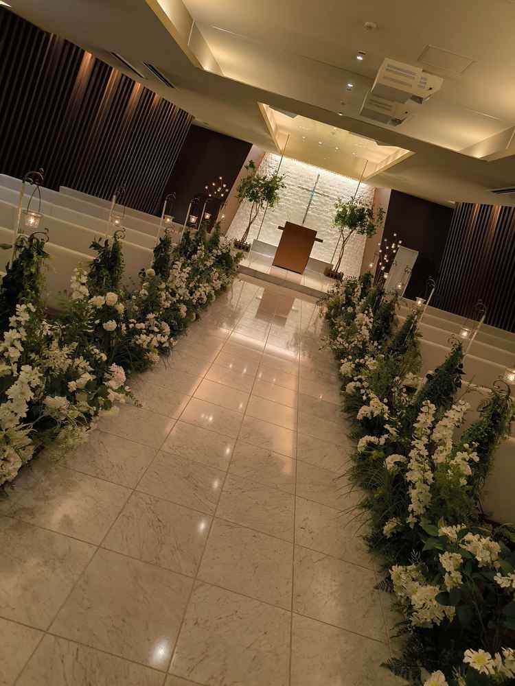 チャペル　キャンドルが本物で綺麗でした。