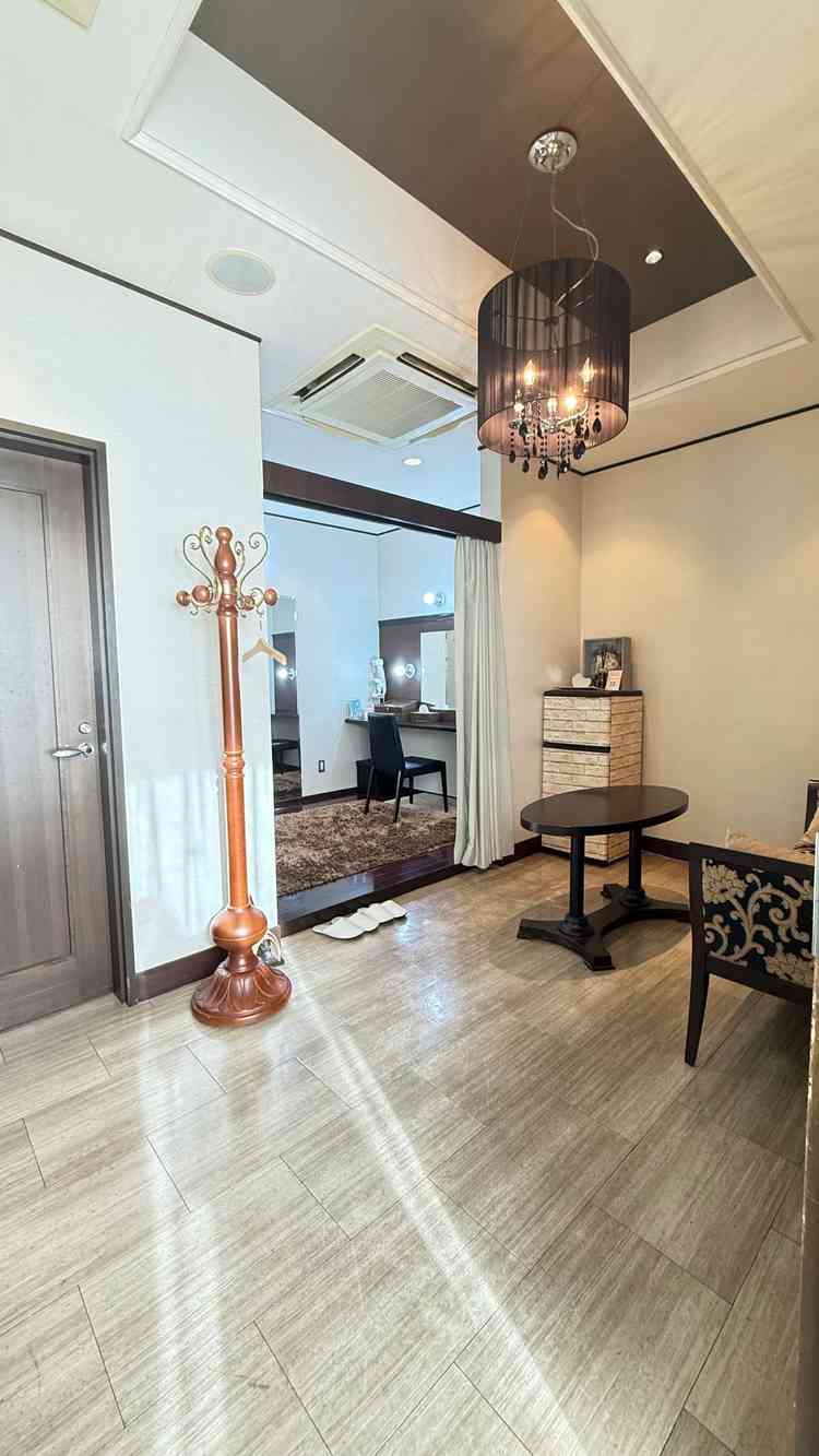 ブライズルーム。移動経路が考えられていて、挙式会場や披露宴会場までの距離が短いのが魅力。