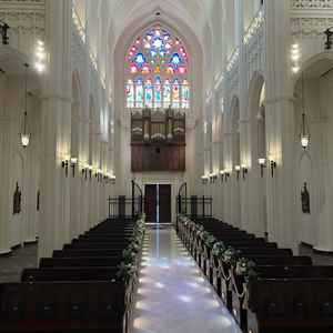 ステンドグラスのチャペル