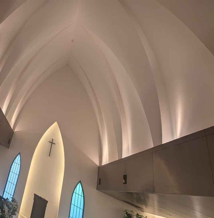 天井も高くて、音がとても響く。拍手とかたくさん響いてとてもよかった。