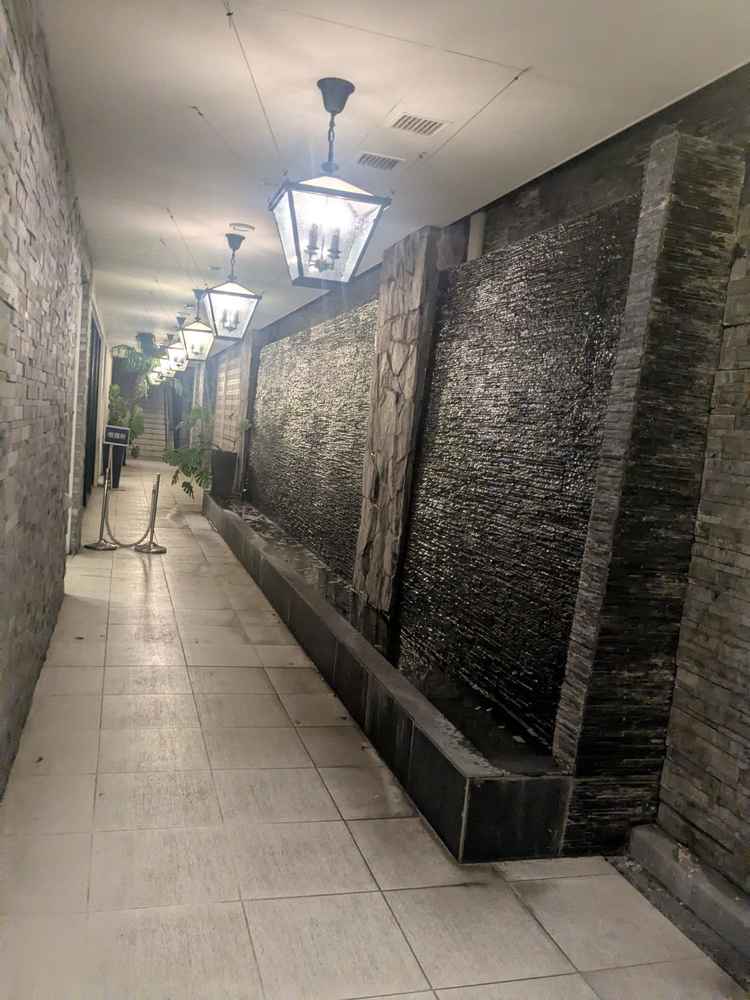 入り口からはすべて屋根続きになっており、雨の場合も心配することなく過ごすことができるそうです。