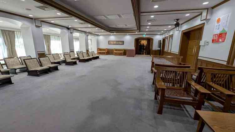 ロビー、控え室