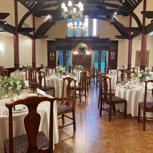 披露宴会場。木の温もりが素敵な暖かな空間でした。