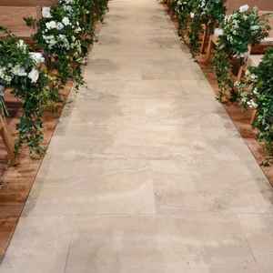 入場口も挙式の意味を教えていただきながら入場させて頂きました。感動しました