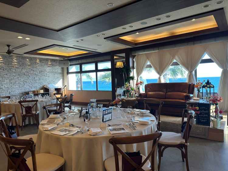 本番直前の披露宴会場