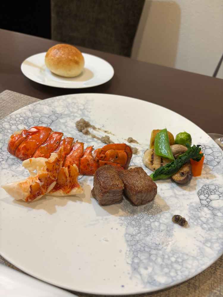 試食でいただいたメイン料理。京フレンチは初めてでしたがとてもおいしかったです。