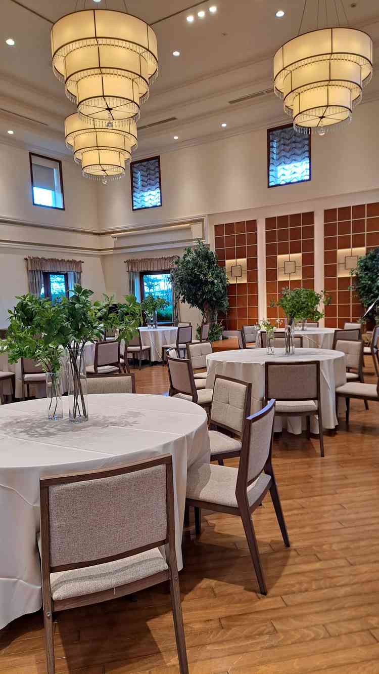 落ち着いている方の会場