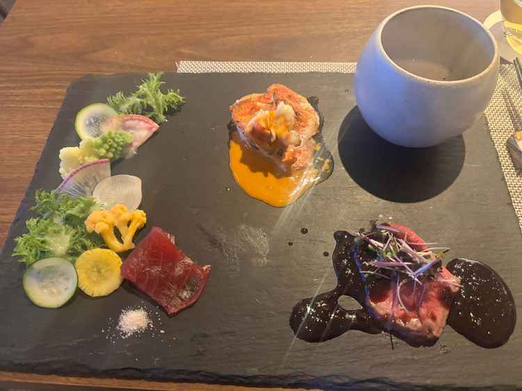 試食で出た料理たち。葉山の食材を使って出される料理はどれも唸るほど美味しいです