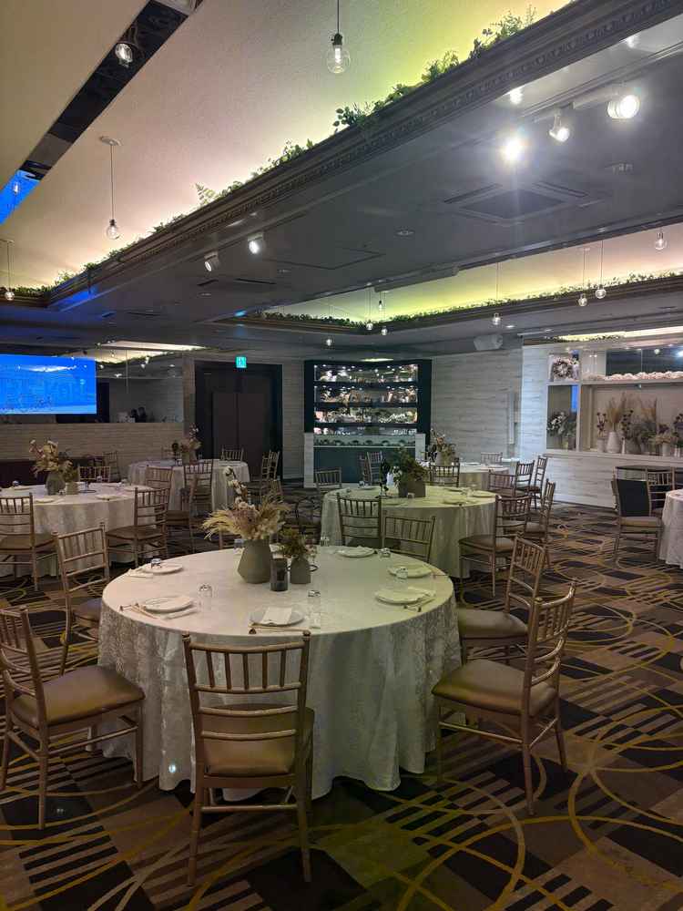 披露宴会場　ボナ