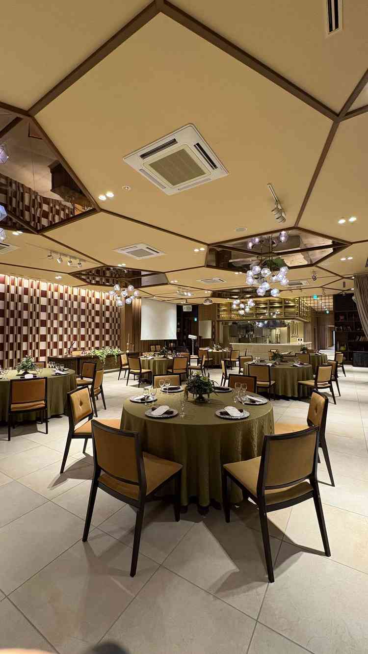 2つある披露宴会場のうち小さい方の会場