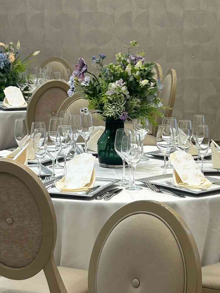 テーブルコーディネートも素敵。何よりプランナーさんがとても丁寧で良かった。