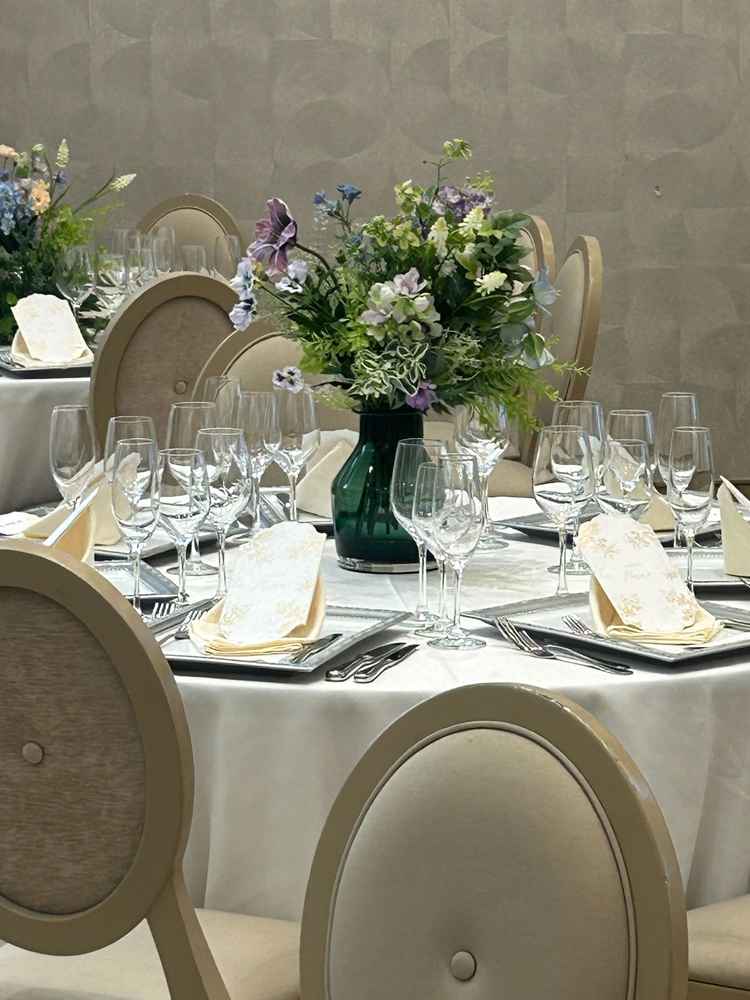 テーブルコーディネートも素敵。何よりプランナーさんがとても丁寧で良かった。