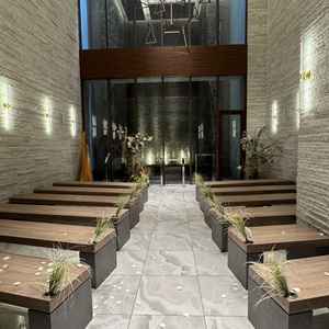 挙式会場、披露宴中にデザートブュッフェにも使用可能