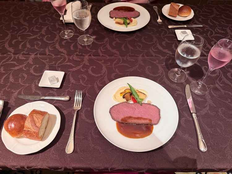 メインのローストビーフ