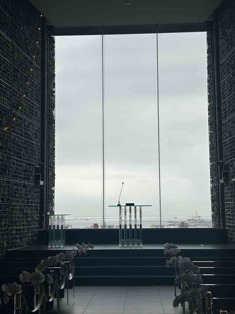 空との距離が近いチャペル。曇りだけど綺麗でした！