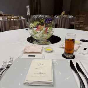 テーブルによってお花が違ったりテーブルクロスの色が違ったり、想像がしやすかった。試食会にぴったりなボ