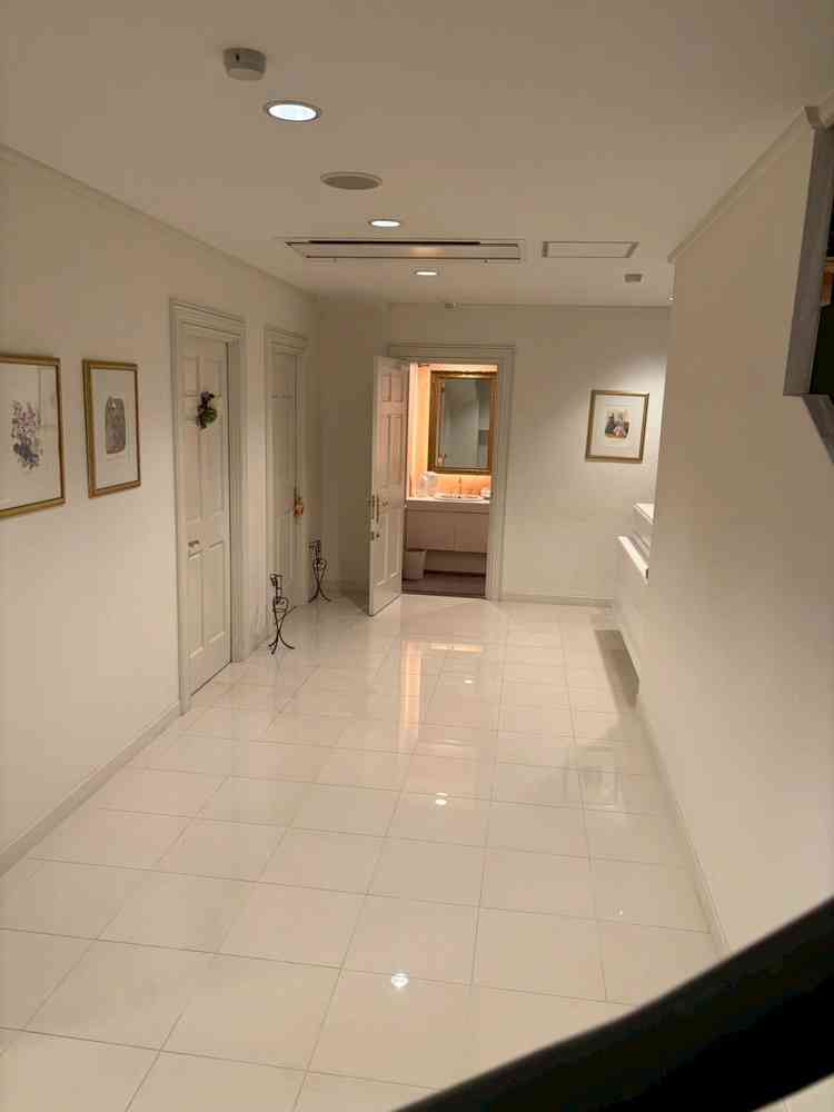 新郎新婦控室の写真。ゲストとは会わない動線になっていました。１日使用できる点も◎