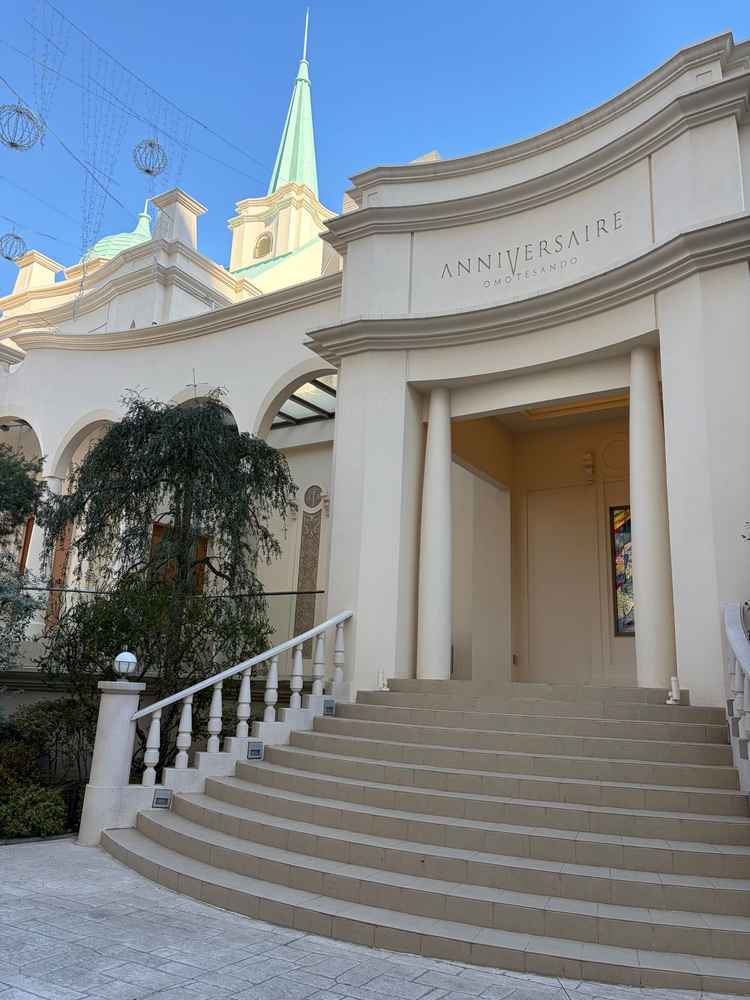 チャペルの外観。ここでフラワーシャワーを行えるとのこと。