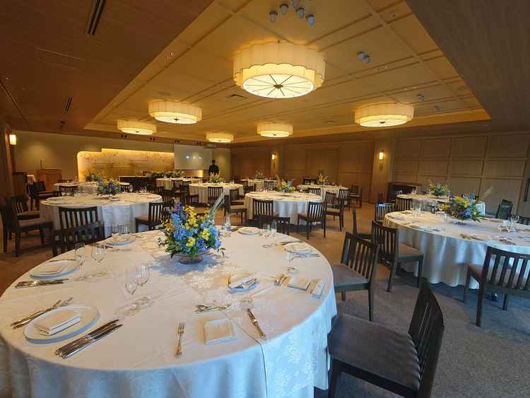 SUEHIRO会場の内観