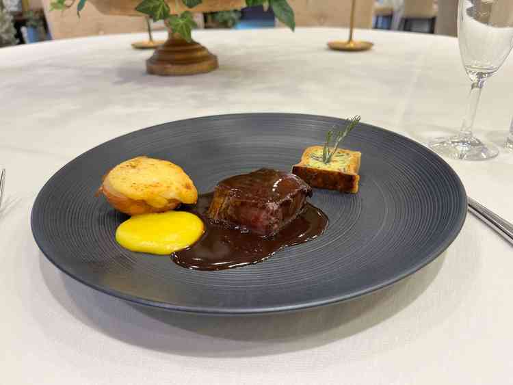 メインディッシュ