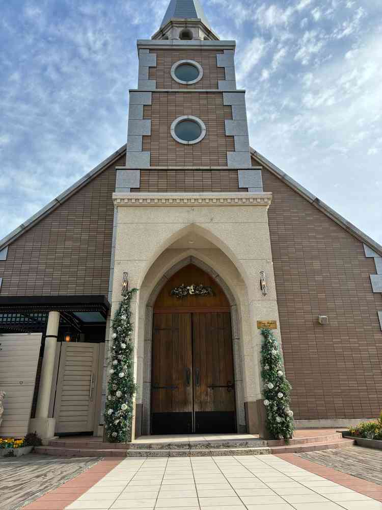 屋上にチャペルがあり鐘も鳴らせる