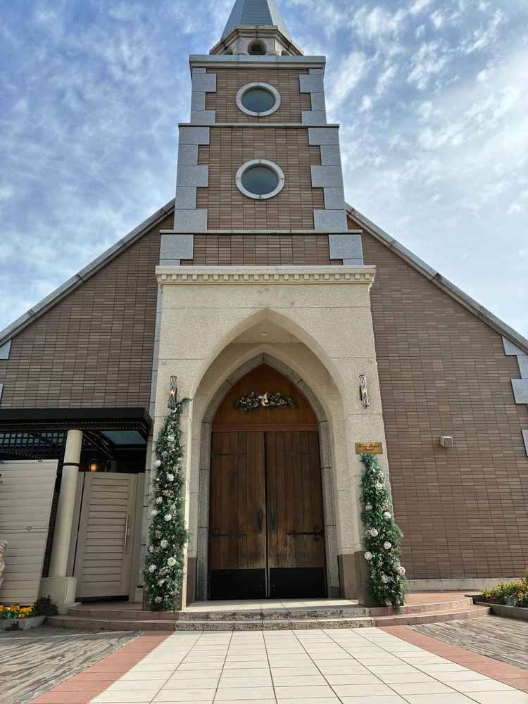 屋上にチャペルがあり鐘も鳴らせる