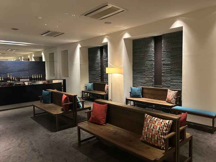 シックな雰囲気のロビーでした