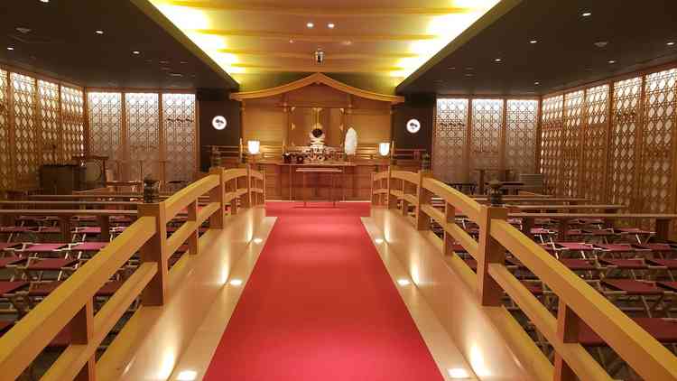 神前式で利用する会場。見る機会がなくすごく新鮮だった。