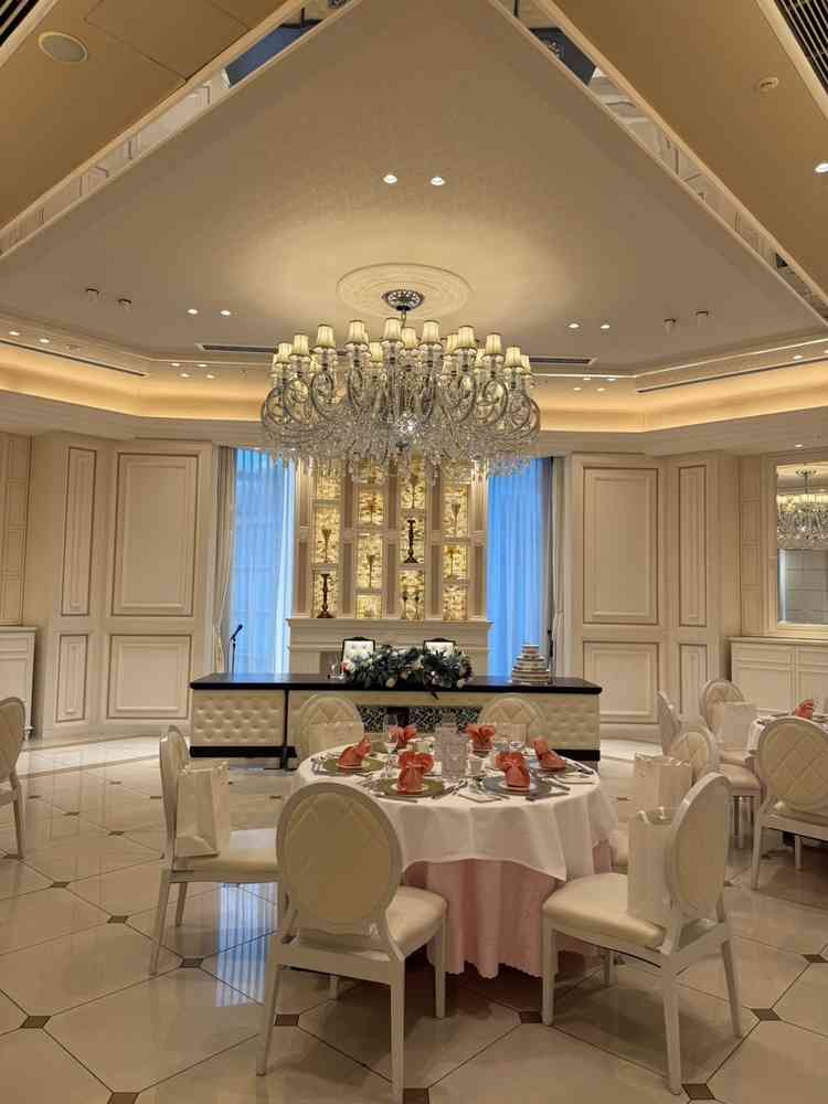 披露宴会場。普通です。特にこだわっている印象はありませんでした。コスパ重視なので良いと思います。