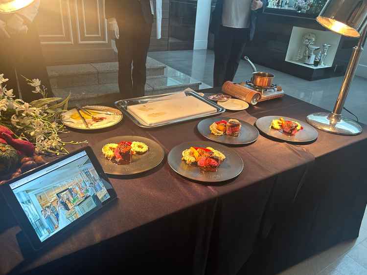 シェフの実演でロッシーニを作っていただき、パフォーマンスとしてもお料理としても最高でした！