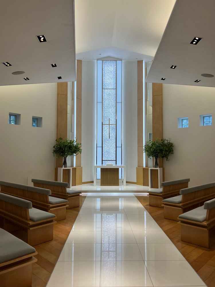 チャペルは天井が高くて良かったです！