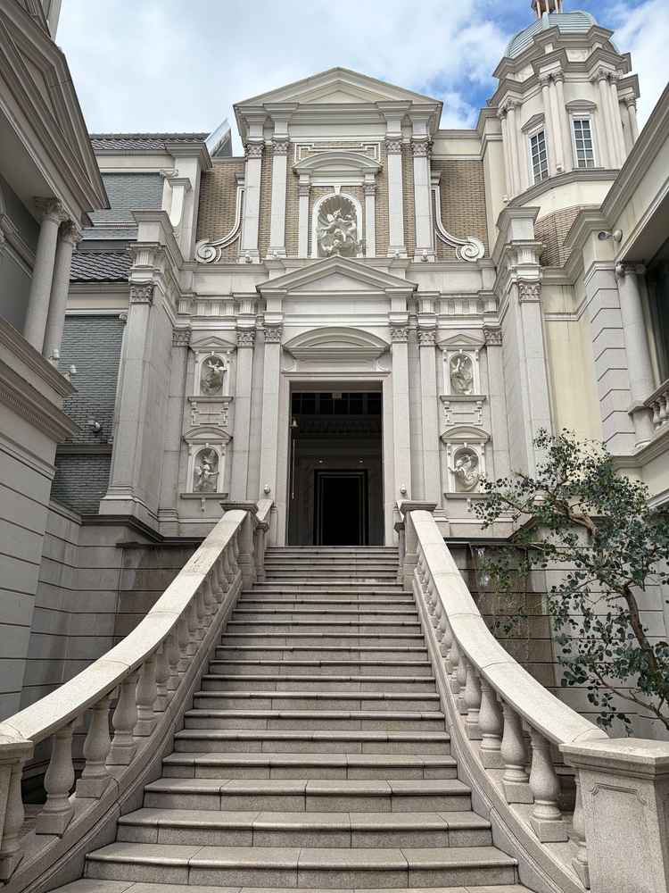 チャペル入り口正面