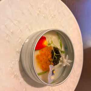 試食で頂いた前菜は、見た目も華やかでとても手が込んでいて大変おいしかったです。