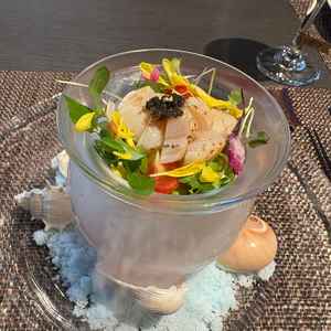 ドライアイスの演出とともに良い香りが漂ってきました。もちろん味は最高でした。