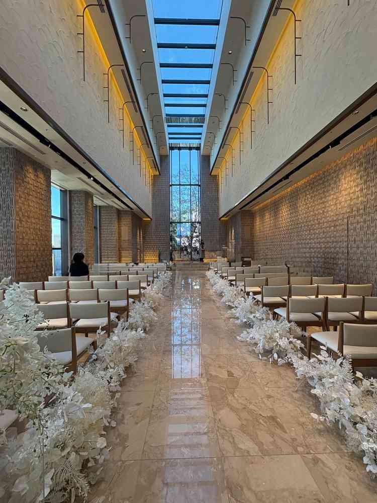 ホテル最上階にあるチャペル