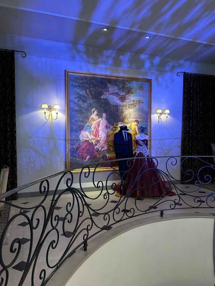 入り口入ってすぐのディスプレイ