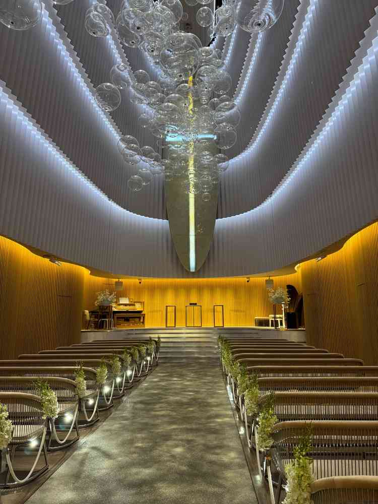 チャペルのTHE OCEAN